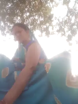 Pinki rajak online show from February 5, 2026, 5:45 am