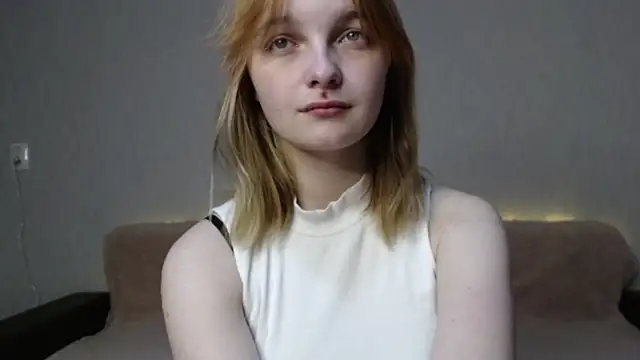 Snapshot of Catherine_Walker chatting on December 18, 2025, 11:49 am Catherine Walker online show from December 18, 2025, 11:49 am