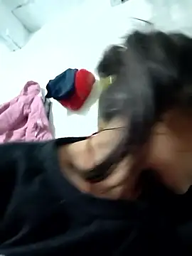 Snapshot of NENSH34 chatting on December 16, 2025, 8:03 pm NENSH34 online show from December 16, 2025, 8:03 pm