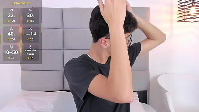 JoshClaarktt online show from February 13, 2026, 3:57 am