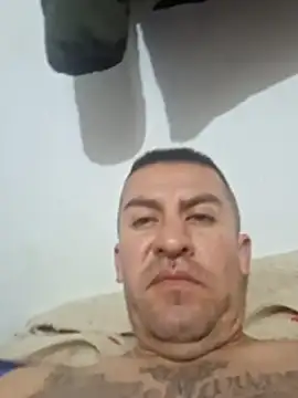 Snapshot of Monitoivan chatting on December 16, 2025, 8:47 pm Monitoivan online show from December 16, 2025, 8:47 pm