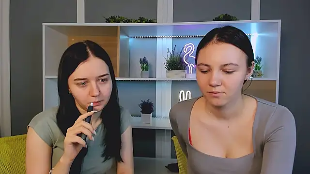 Snapshot of mira_vibe chatting on February 8, 2026, 3:37 pm mira vibe online show from February 8, 2026, 3:37 pm