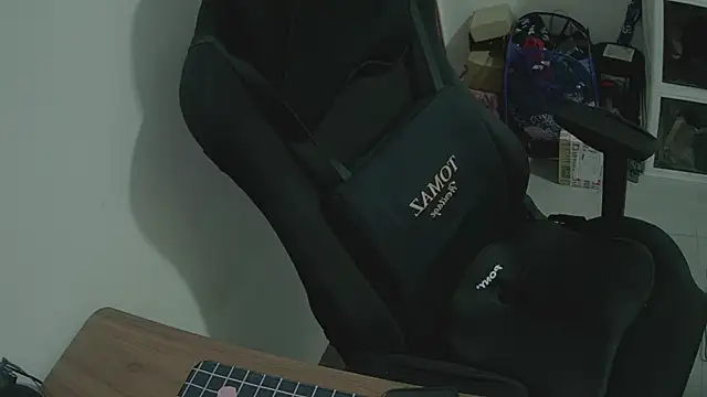 mommywho69 online show from January 9, 2026, 8:06 am