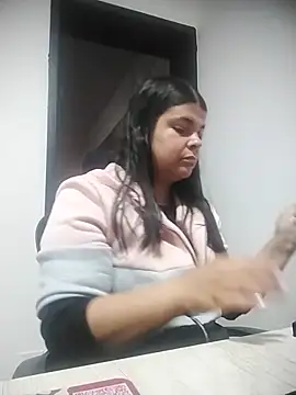 Snapshot of AngeSofia44 chatting on December 18, 2025, 1:39 pm AngeSofia44 online show from December 18, 2025, 1:39 pm