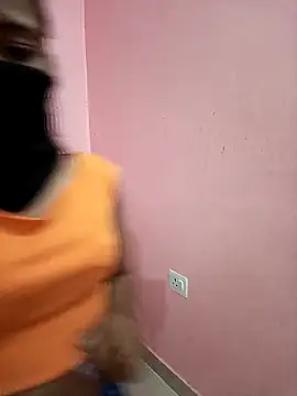 Snapshot of Shivani66 chatting on December 15, 2025, 7:23 am Shivani66 online show from December 15, 2025, 7:23 am