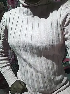 Snapshot of Shivani66 chatting on December 17, 2025, 7:53 pm Shivani66 online show from December 17, 2025, 7:53 pm