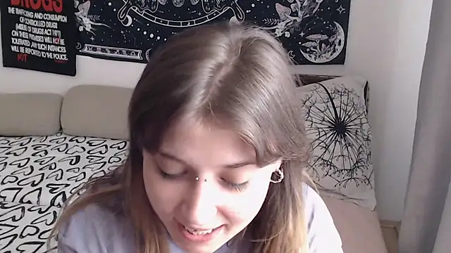 AlienforTwenty online show from July 12, 2026, 1:46 pm