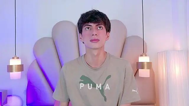 Snapshot of Martin_Williams chatting on February 3, 2026, 12:54 pm Martin Williams online show from February 3, 2026, 12:54 pm