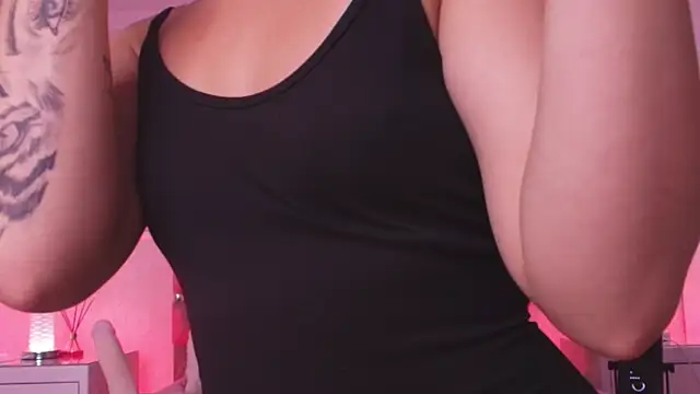 Snapshot of sofia_go_ chatting on April 17, 2026, 11:57 am sofia go online show from April 17, 2026, 11:57 am