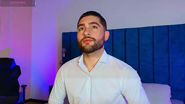 Snapshot of Steve-Carter chatting on December 14, 2025, 11:37 am Steve-Carter online show from December 14, 2025, 11:37 am