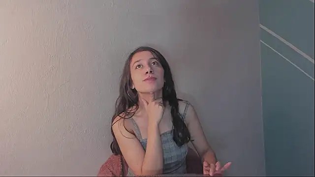 Snapshot of Lucy-Bluesea chatting on February 10, 2026, 12:59 am Lucy-Bluesea online show from February 10, 2026, 12:59 am