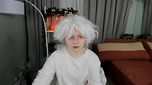 Snapshot of KellyKik chatting on December 15, 2025, 8:24 pm KellyKik online show from December 15, 2025, 8:24 pm