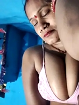 Snapshot of Akanksha_soni chatting on April 11, 2026, 7:51 pm Akanksha soni online show from April 11, 2026, 7:51 pm