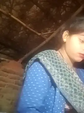 Snapshot of Mohni_sekhavat chatting on December 15, 2025, 6:12 pm Mohni sekhavat online show from December 15, 2025, 6:12 pm