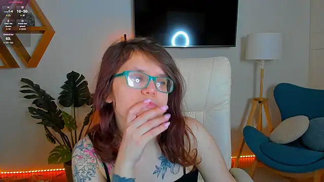 Ariell Mini online show from March 10, 2026, 6:51 am