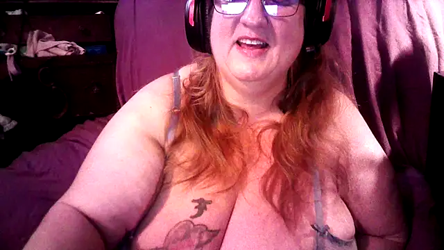 Snapshot of jade-belle chatting on February 15, 2026, 8:02 am jade-belle online show from February 15, 2026, 8:02 am