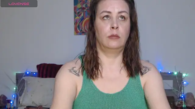 Snapshot of _Mmmoonlight_ chatting on December 15, 2025, 5:55 am Mmmoonlight online show from December 15, 2025, 5:55 am