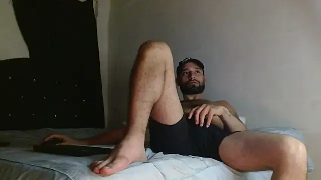 Snapshot of Alex_Flame_ chatting on April 9, 2026, 6:19 am Alex Flame online show from April 9, 2026, 6:19 am