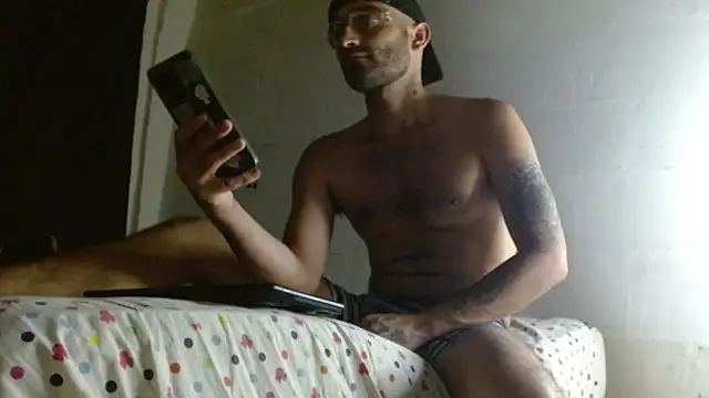 Snapshot of Alex_Flame_ chatting on April 23, 2026, 3:52 am Alex Flame online show from April 23, 2026, 3:52 am