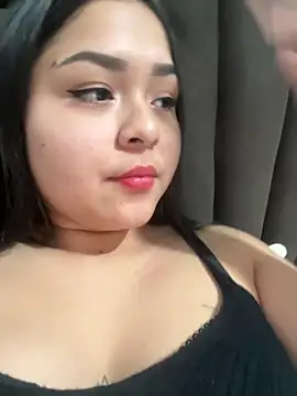 Snapshot of im-ange2 chatting on December 16, 2025, 5:01 am im-ange2 online show from December 16, 2025, 5:01 am