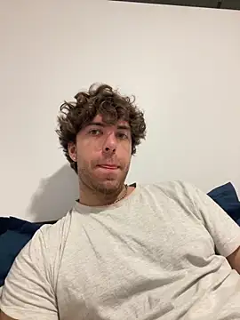 Snapshot of icyninesix chatting on December 17, 2025, 11:27 am icyninesix online show from December 17, 2025, 11:27 am