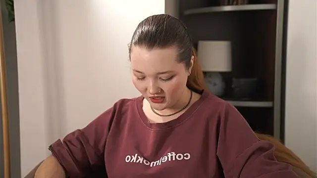 Snapshot of CarlitaWyler chatting on December 18, 2025, 12:00 pm CarlitaWyler online show from December 18, 2025, 12:00 pm