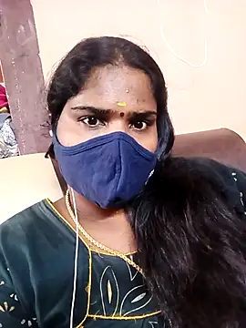 Snapshot of Tamil_Bhuvi69 chatting on December 17, 2025, 10:54 am Tamil Bhuvi69 online show from December 17, 2025, 10:54 am