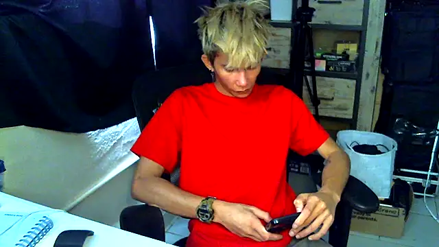 jhaycobXgarcia online show from March 27, 2026, 7:46 pm