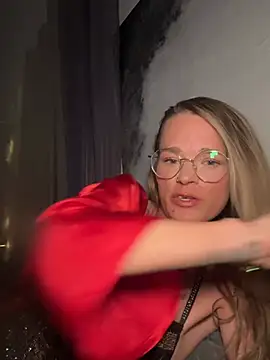 vinique99 online show from January 7, 2026, 9:50 pm