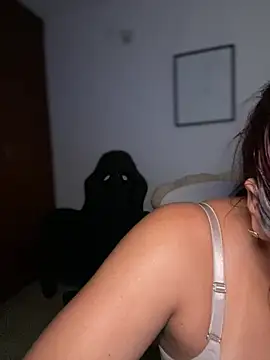 Zarahs Blare1 online show from June 5, 2026, 12:50 am