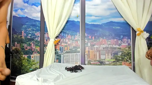 CandyAndMattew online show from December 16, 2025, 1:49 pm