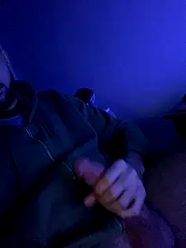 Snapshot of Moh16dz chatting on December 13, 2025, 10:59 pm Moh16dz online show from December 13, 2025, 10:59 pm