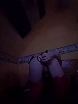 Snapshot of StrictChain458 chatting on December 17, 2025, 12:05 am StrictChain458 online show from December 17, 2025, 12:05 am