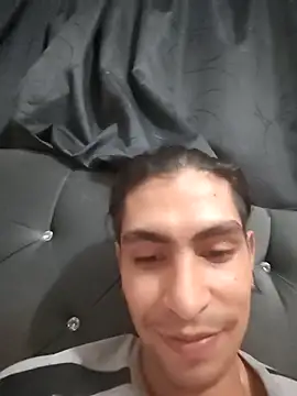 Snapshot of Latin_charming chatting on December 14, 2025, 2:17 am Latin charming online show from December 14, 2025, 2:17 am