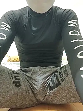 Snapshot of zhezhe_11 chatting on December 16, 2025, 3:17 pm zhezhe 11 online show from December 16, 2025, 3:17 pm