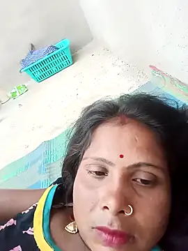 Snapshot of Shreya_pandit chatting on May 2, 2026, 12:54 pm Shreya pandit online show from May 2, 2026, 12:54 pm