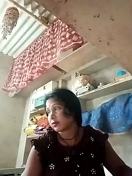 Snapshot of Shreya_pandit chatting on May 4, 2026, 1:12 am Shreya pandit online show from May 4, 2026, 1:12 am