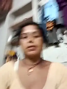 Snapshot of Shreya_pandit chatting on May 9, 2026, 11:54 pm Shreya pandit online show from May 9, 2026, 11:54 pm