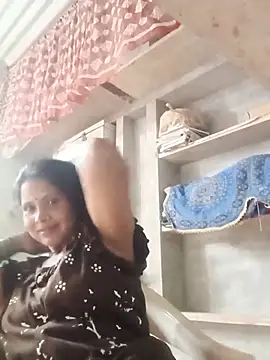 Snapshot of Shreya_pandit chatting on May 15, 2026, 12:28 am Shreya pandit online show from May 15, 2026, 12:28 am