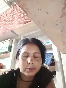 Snapshot of Shreya_pandit chatting on May 21, 2026, 4:47 pm Shreya pandit online show from May 21, 2026, 4:47 pm