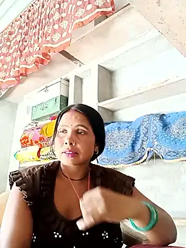 Snapshot of Shreya_pandit chatting on May 27, 2026, 3:58 am Shreya pandit online show from May 27, 2026, 3:58 am