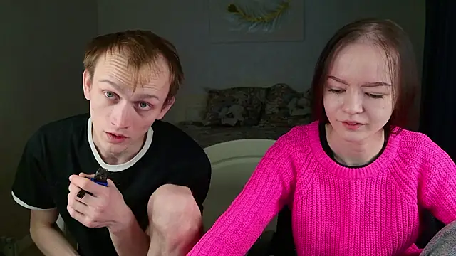 WeksaMur online show from February 13, 2026, 8:38 pm