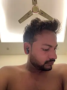 Snapshot of Sexmore21 chatting on December 16, 2025, 2:27 am Sexmore21 online show from December 16, 2025, 2:27 am