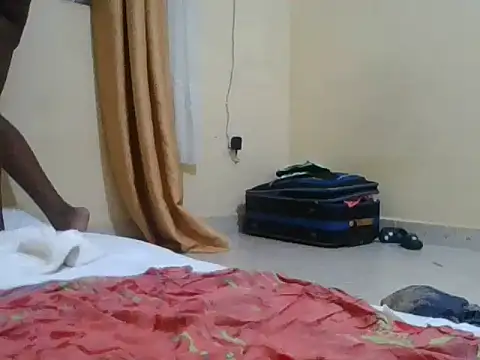 Snapshot of BaddestBitchee chatting on May 5, 2026, 4:26 pm BaddestBitchee online show from May 5, 2026, 4:26 pm