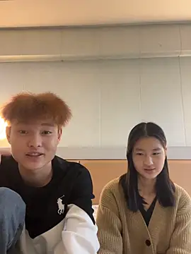 Snapshot of BY-668 chatting on December 15, 2025, 1:04 pm BY-668 online show from December 15, 2025, 1:04 pm