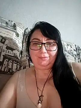 Snapshot of MariSwan222 chatting on May 9, 2026, 8:58 pm MariSwan222 online show from May 9, 2026, 8:58 pm
