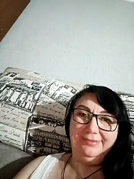 Snapshot of MariSwan222 chatting on July 13, 2026, 8:44 pm MariSwan222 online show from July 13, 2026, 8:44 pm
