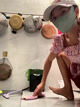 Snapshot of Keomut6 chatting on December 21, 2025, 2:30 am Keomut6 online show from December 21, 2025, 2:30 am