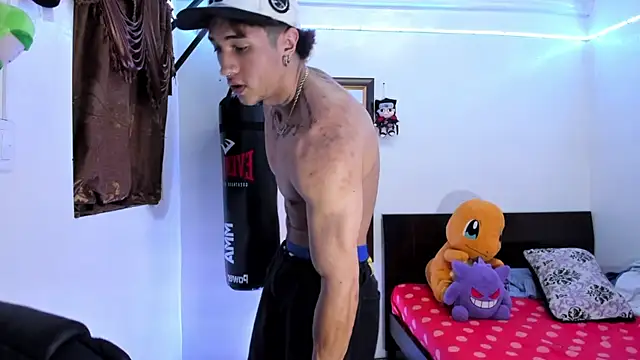 Bull  fit online show from May 28, 2026, 4:54 am