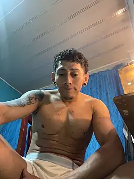 Snapshot of Cami-Red97 chatting on December 15, 2025, 8:07 am Cami-Red97 online show from December 15, 2025, 8:07 am